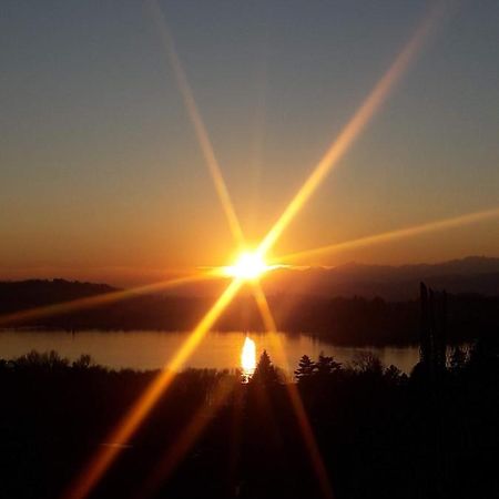 Tramonto Al Lago Apartment Gavirate Exterior photo